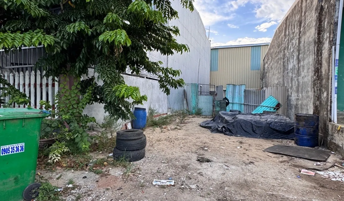 Bán Đất Thổ Cư 120m² Mặt Tiền 6m Trên Đường Lê Văn Hiến - 2.4 Tỷ VNĐ... Bán đất tại Điện Bàn Đông, Đà Nẵng 01