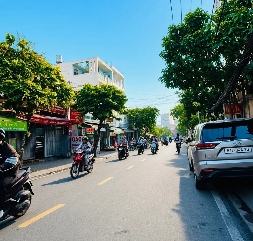 KHÁCH SẠN 6 TẦNG 98m² – NGANG 6M – 18PN – MẶT TIỀN KINH DOANH – 23 Đ... Bán nhà mặt phố tại Tân Thuận, Hồ Chí Minh 01