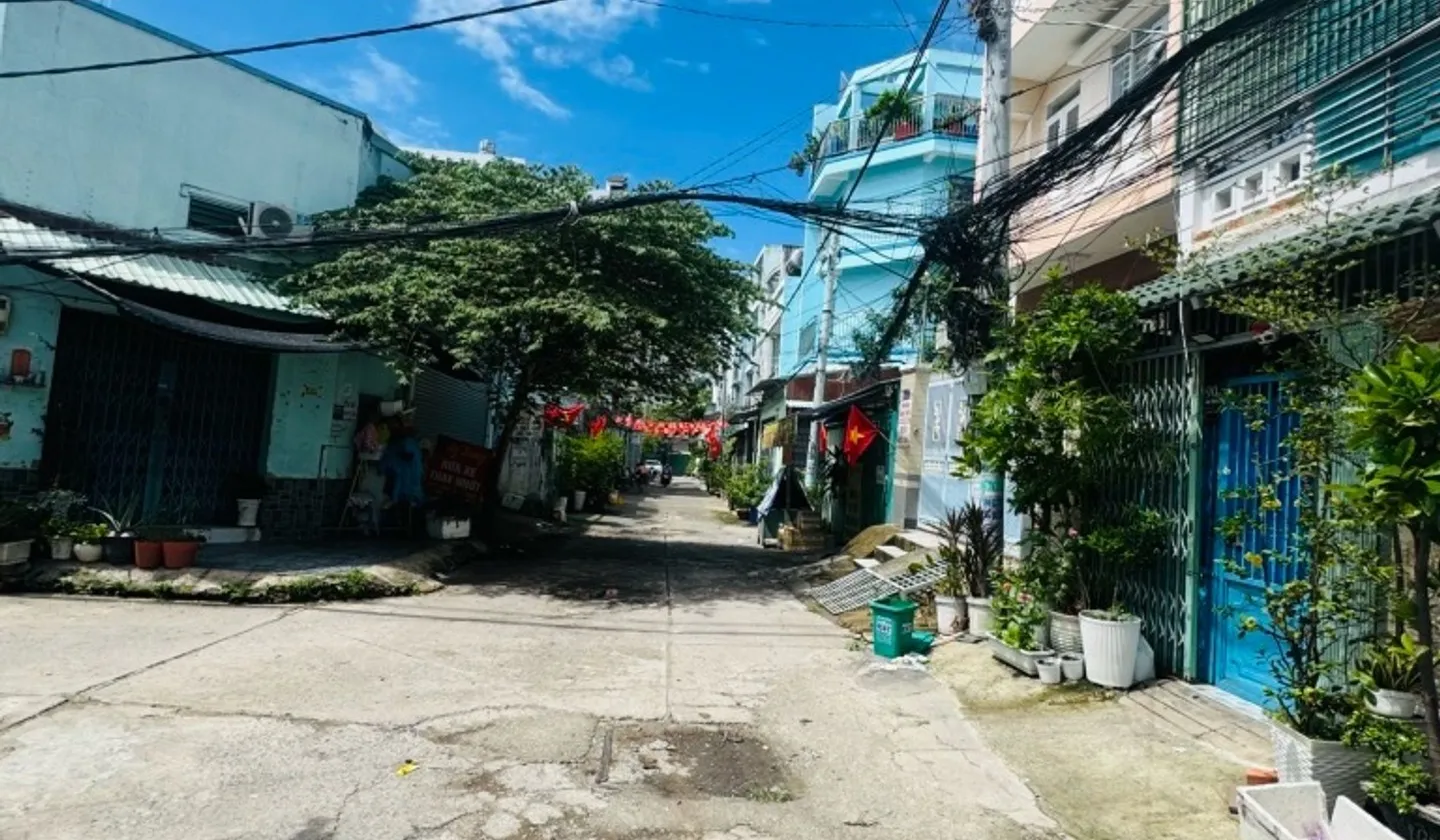 Bán nhà 2 tầng kinh doanh nhẹ phường An Lạc Bình Tân 105m2 giá 8.3 tỷ... Bán nhà riêng tại An Lạc, Hồ Chí Minh 01