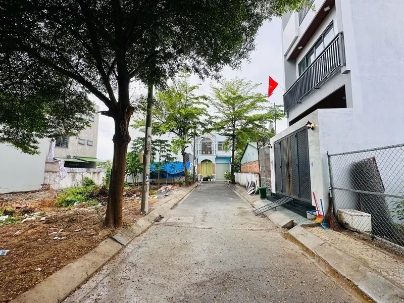 Bán đất nền 81,7m2 tại xã Nhà Bè giá 4,39 tỷ... Bán đất tại Nhà Bè, Hồ Chí Minh 01