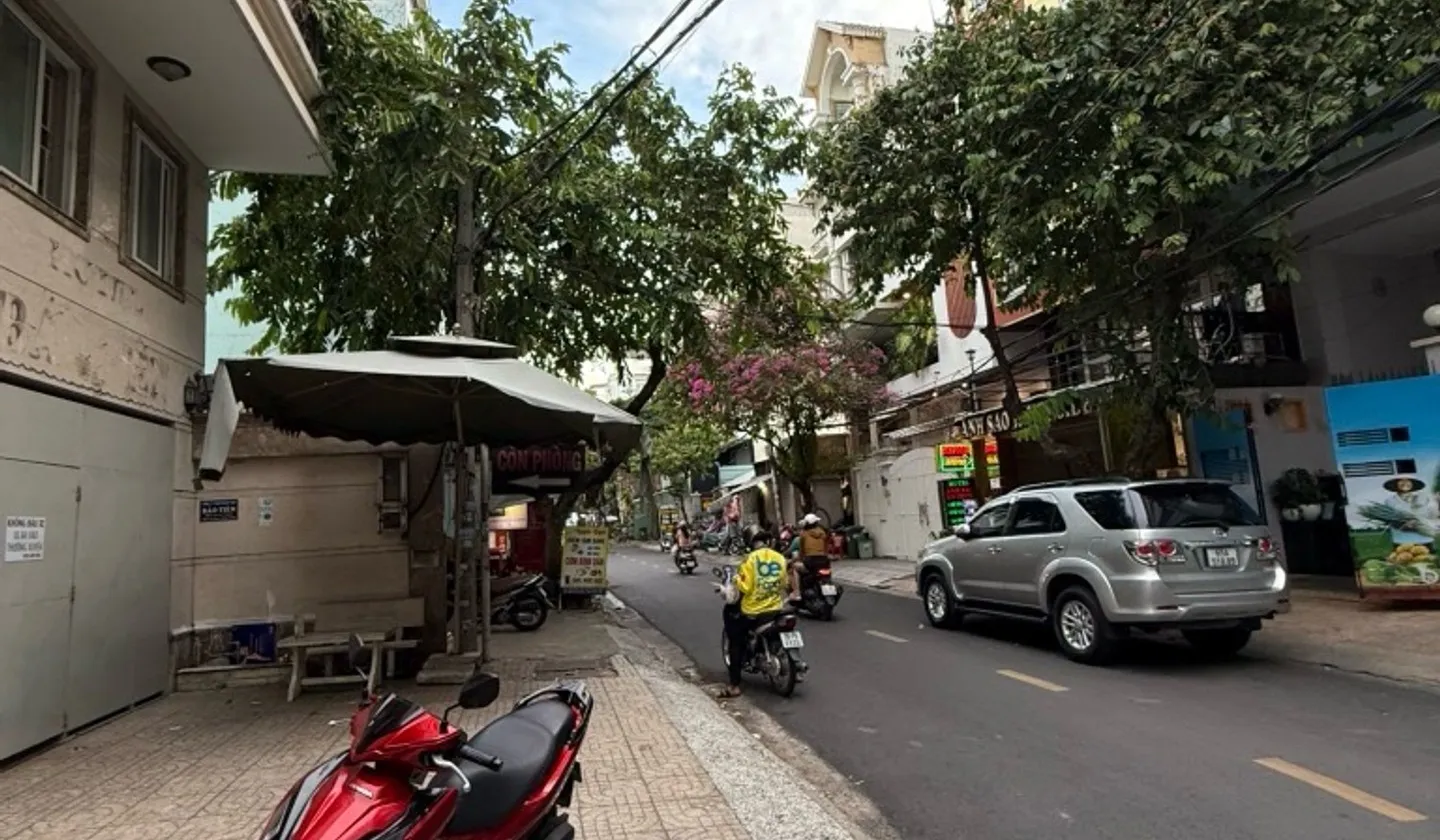 Toà Nhà 6 Tầng Lô Góc Mặt Tiền Đường KDC Trung Sơn... Bán nhà mặt phố tại Bình Hưng, Hồ Chí Minh 01
