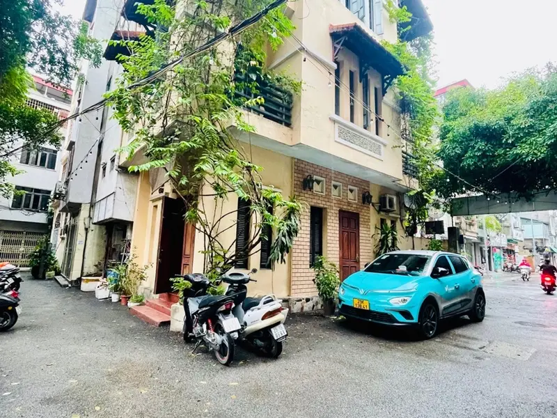 Nhà mặt phố phường Ô Chợ Dừa, nhà lô góc tiện kinh doanh, Cát Linh... Bán nhà mặt phố tại Ô Chợ Dừa, Hà Nội 01