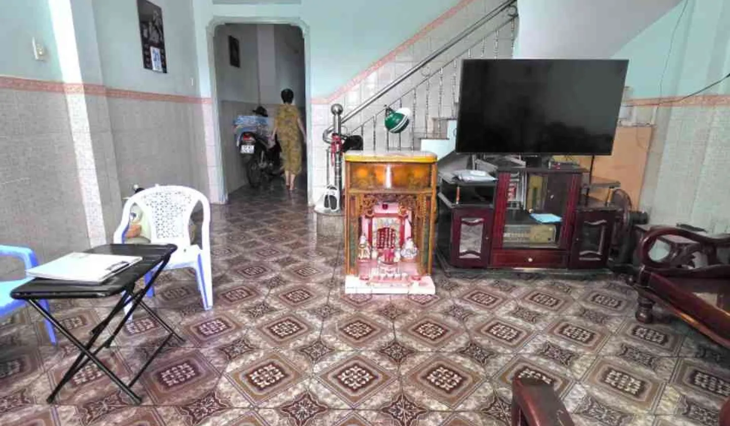 Nhà hẻm ô tô Bà Hom, rộng 127m2, 6 phòng ngủ hấp dẫn... Bán nhà riêng tại Phú Lâm, Hồ Chí Minh 01
