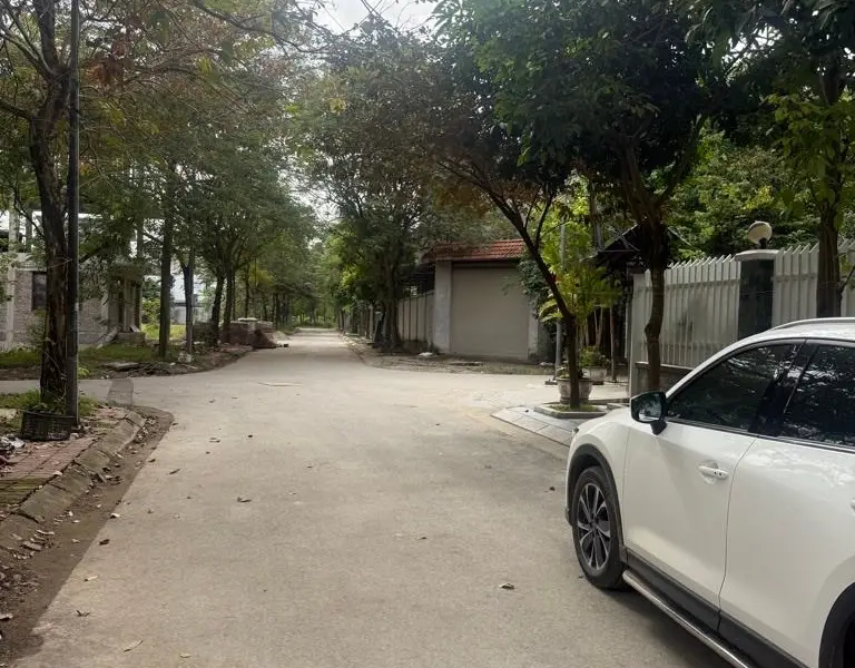 BIỆT THỰ HÀ PHONG – HOÀN THIỆN ĐẸP – FULL NỘI THẤT
🏡 Nhà đẹp, chủ hoàn thiện cực tâm huyết, nay cầ... Bán biệt thự, liền kề tại Mê Linh, Hà Nội 01