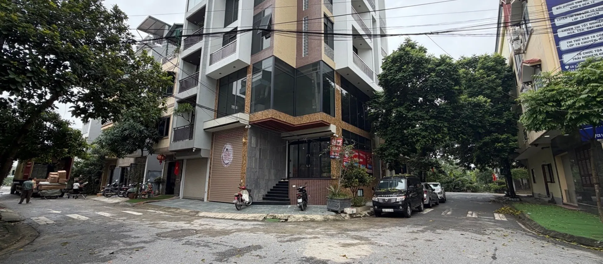 Nhà phân lô 5 tầng có thang máy, ô tô tránh, kinh doanh tốt tại quận trung tâm... Bán nhà riêng tại Thanh Trì, Hà Nội 01