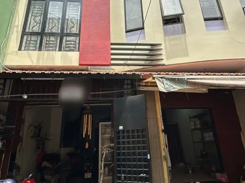 Nhà 3 tầng ngay chợ Hoàng Hoa Thám, hẻm xe hơi thoáng rộng... Bán owner_side tại Bảy Hiền, Hồ Chí Minh 01