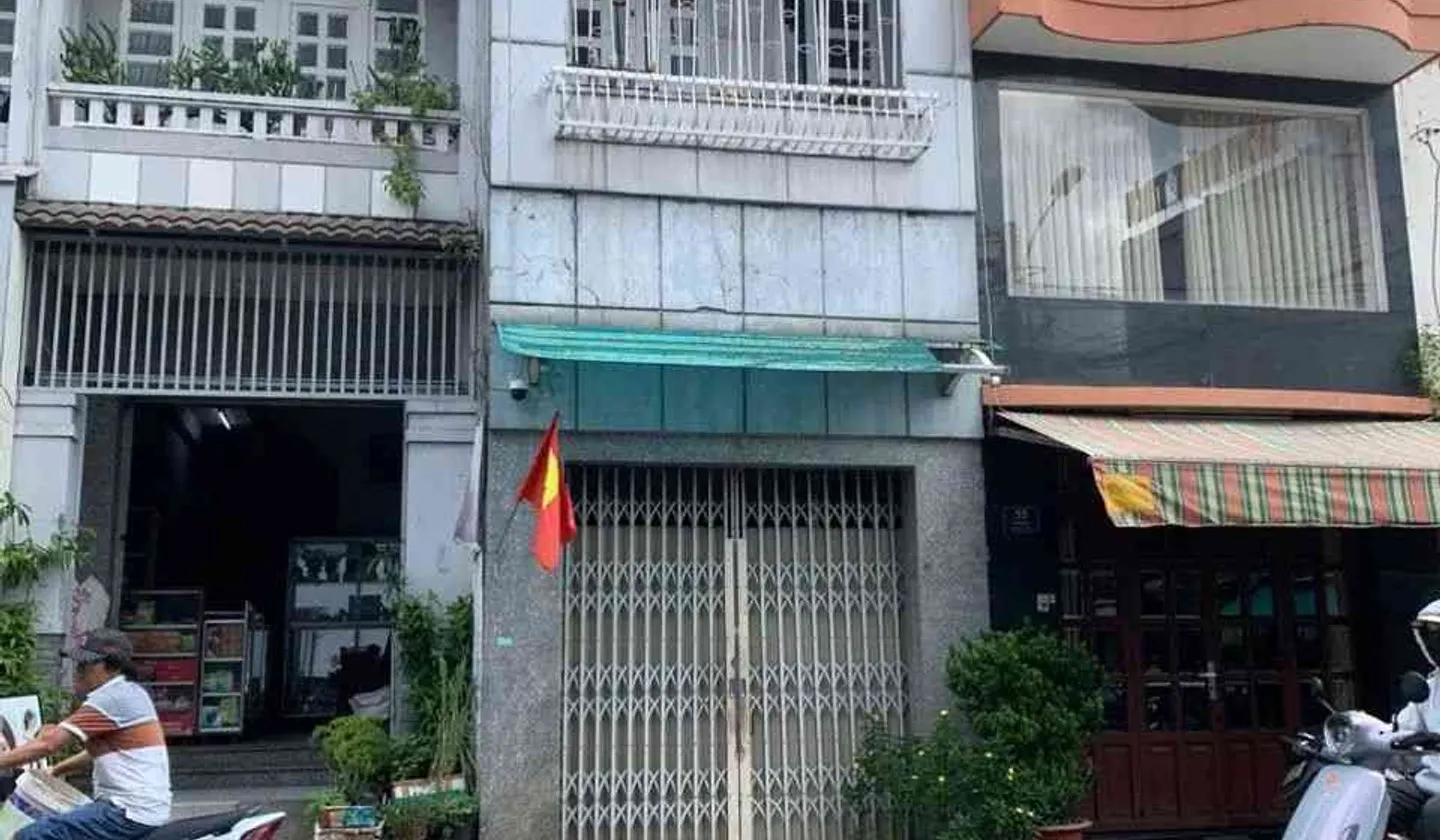MẶT TIỀN VĂN CAO – 4 TẦNG – KINH DOANH ĐA NGÀNH 🔥Chỉ 5.x TỶ
- Hẻm xe hơi , 1 trệt , 3 lầu ,3pn... Bán nhà mặt phố tại Phú Thạnh, Hồ Chí Minh 01