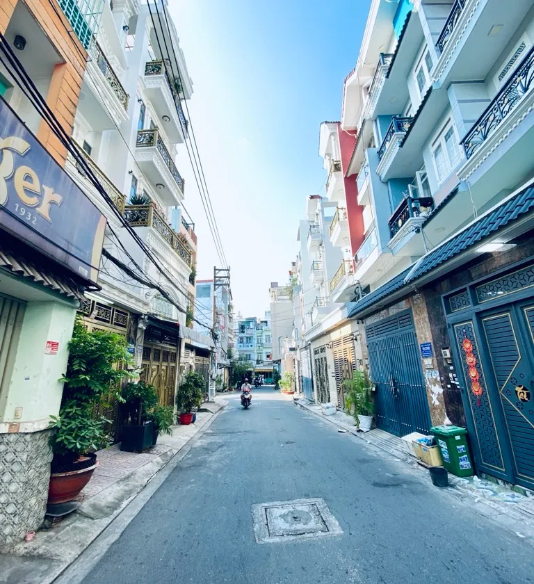 Nhà 4 Tầng Hẻm Ô Tô Bình Tân - Đẹp Và Tiện Nghi... Bán owner_side tại Bình Tân, Hồ Chí Minh 01