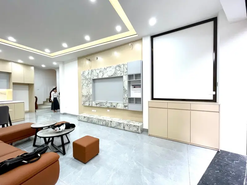 Nhà Bằng B, Linh Đàm 5 tầng thang máy, mới, ngõ thông sầm uất, sẵn sàng đón chủ mới, 11.8 tỷ (TL).... Bán nhà riêng tại Hoàng Liệt, Hà Nội 01