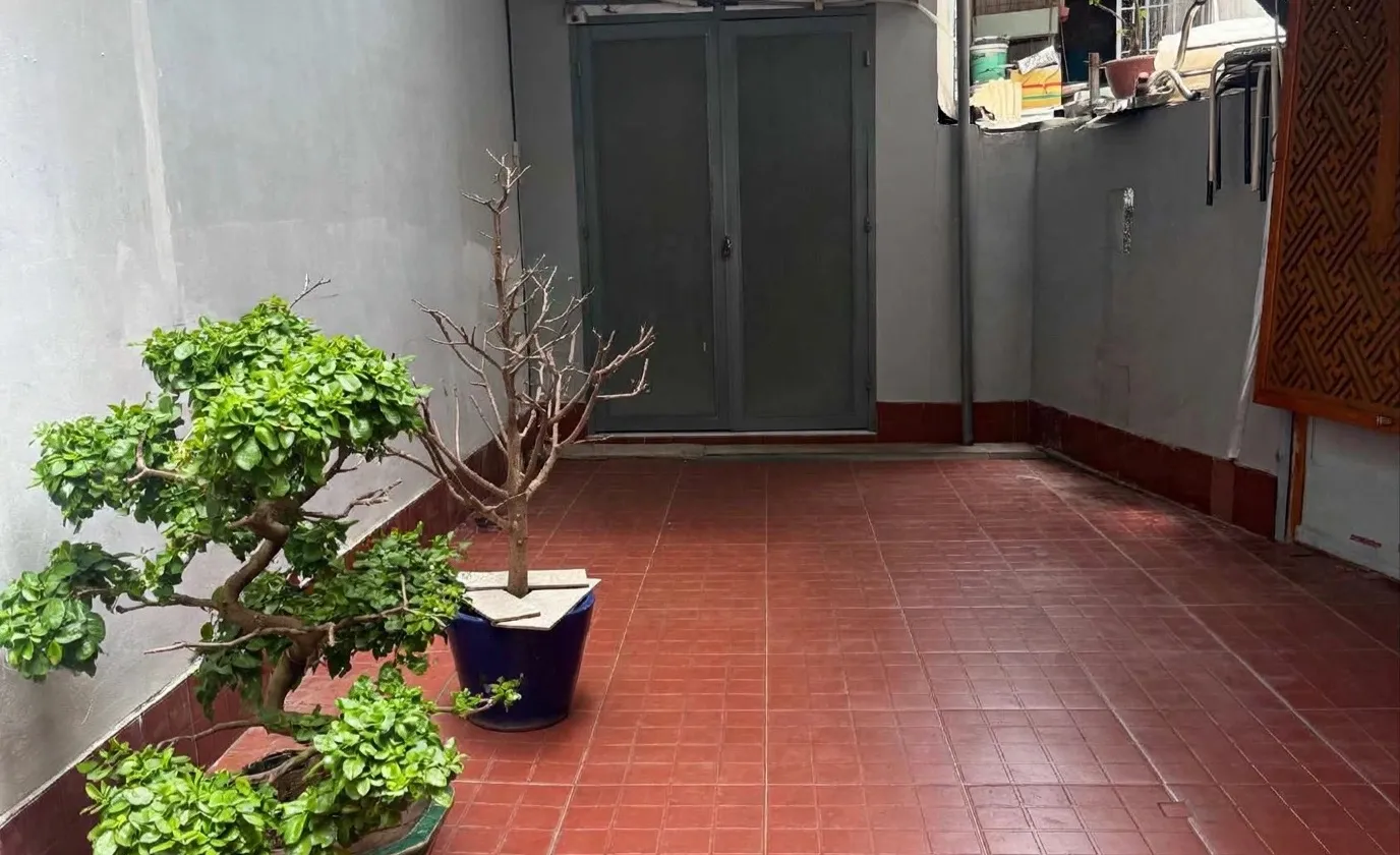 GẦN TRƯỜNG NGUYỄN TRÃI - 2 TẦNG - CÁCH HẺM XE TẢI 5M - 44M² - 4.99 TỶ - DÒNG TIỀN 120TR/NĂM... Bán nhà riêng tại Xóm Chiếu, Hồ Chí Minh 01