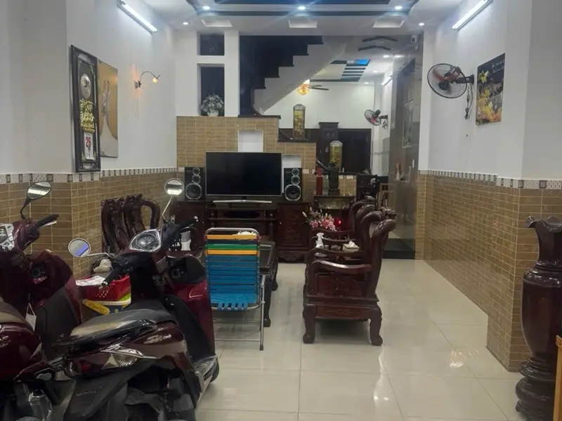 NHÀ 3 TẦNG HẺM Ô TÔ NGAY TRUNG TÂM QUẬN TÂN PHÚ SÁT AEON MALL CHỈ NHỈNH 10 TỶ... Bán nhà riêng tại Phú Thọ Hòa, Hồ Chí Minh 01
