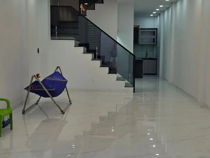 👉Nhà Luỹ Bán Bích 

Dt 4m3❌15m 
+1 trệt+ 1lầu BTCT (nhà mới 100%)
Gồm3 phòng ngủ lớn -3 tolet 
+có... Bán nhà riêng tại Tân Phú, Hồ Chí Minh 01