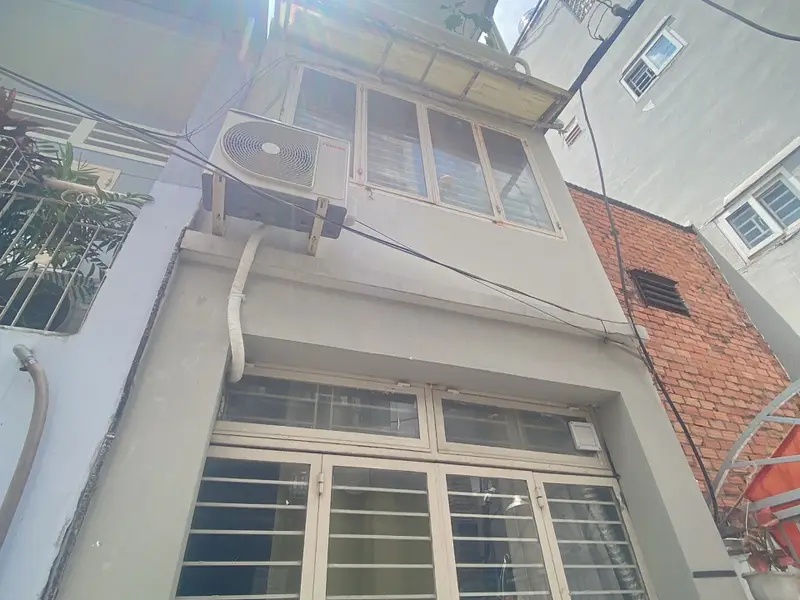 Nhà 3 tầng xinh xắn ngay Nam Kỳ Khởi Nghĩa, giá mềm... Bán nhà riêng tại Xuân Hòa, Hồ Chí Minh 01