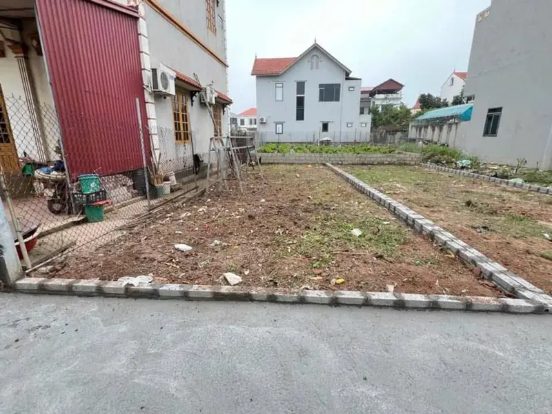 Bán đất tại xã Văn Giang, Hưng Yên, mặt tiền rộng, ô tô đỗ ngủ trong đất. Chỉ hơn 2 tỷ... Bán đất tại Văn Giang, Hưng Yên 01