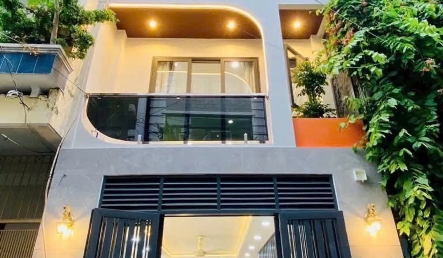Bán nhà 3 tầng tại phường Thông Tây Hội, 33m2, giá 6.6 tỷ... Bán nhà riêng tại Thông Tây Hội, Hồ Chí Minh 01