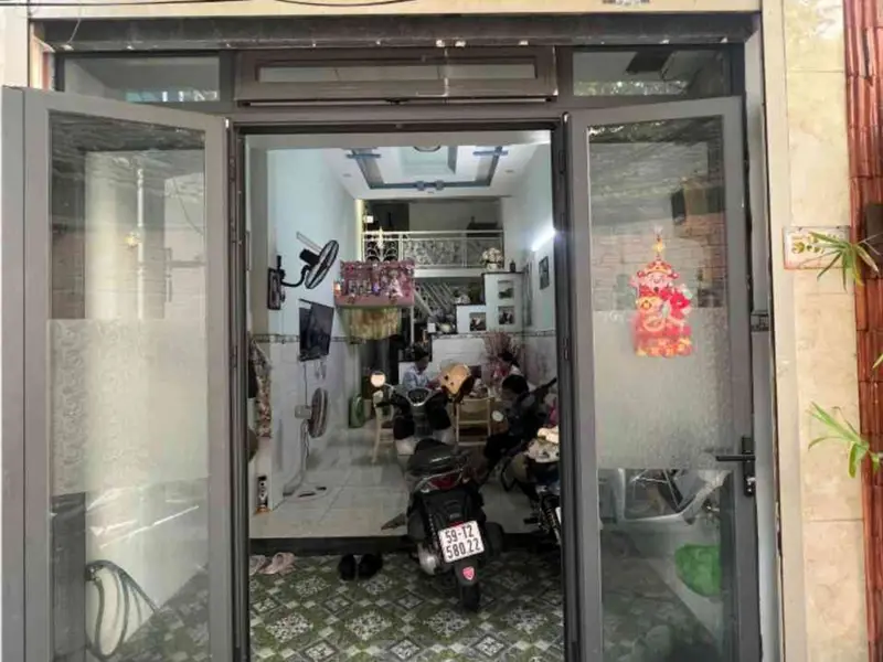 Nhà phố trung tâm Quận 1, tiện nghi 2PN, 2WC... Bán nhà riêng tại Cầu Ông Lãnh, Hồ Chí Minh 01