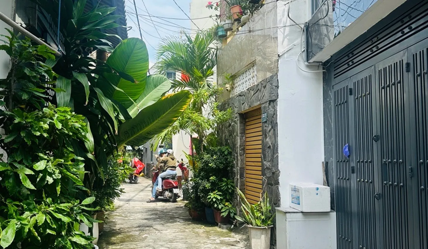 - QUANG TRUNG GÒ VẤP - NHÀ 4mx11m - HẺM BA GÁC - CHÀO 3,5 TỶ - TL
- SỔ HỒNG RIÊNG SANG TÊN NHANH... Bán nhà riêng tại Gò Vấp, Hồ Chí Minh 01