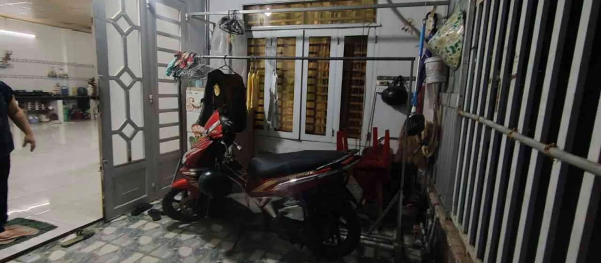 Bán nhà cũ - tiện xây mới - căn góc 2 mặt hẽm. Cách mặt tiền Huỳnh Tấn Phát 15m... Bán nhà riêng tại Nhà Bè, Hồ Chí Minh 01