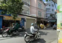MẶT TIỀN CHỢ VẢI TÂN BÌNH - KINH DOANH ĐỈNH - 60M2 NỞ HẬU - 2 LẦU - TIỆN, MUA XÂY MỚI - 9.x TỶ... Bán nhà mặt phố tại Bảy Hiền, Hồ Chí Minh 01