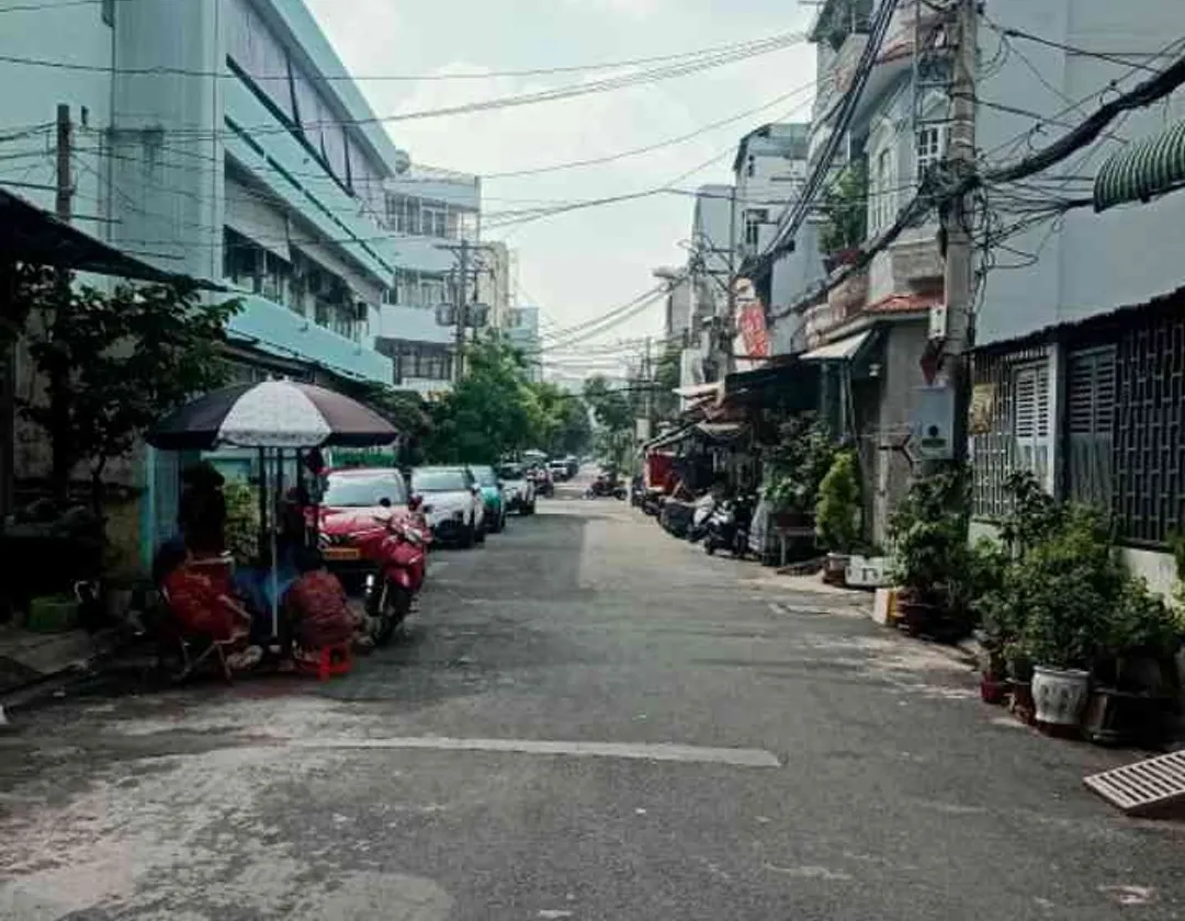 Nhà rộng hẻm xe hơi Trung Tâm Tân Phú - tiềm năng xây mới đỉnh... Bán nhà riêng tại Phú Thạnh, Hồ Chí Minh 01
