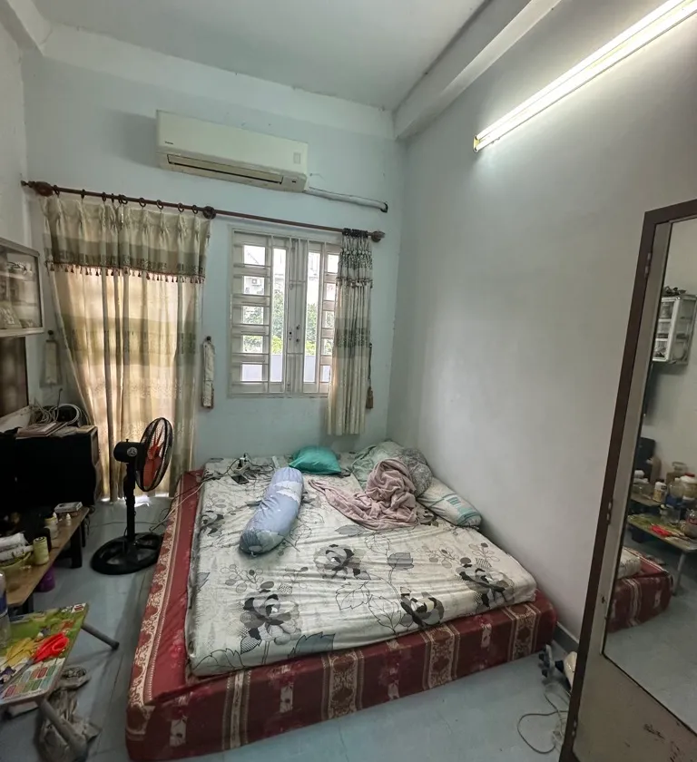 Bán nhà 4 tầng mặt tiền 3m tại phường 10 Tân Bình, diện tích 42m2, giá 6.3 tỷ... Bán owner_side tại Bảy Hiền, Hồ Chí Minh 01