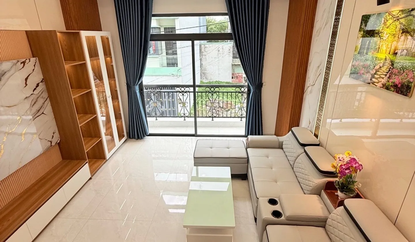 💥NHÀ 4 TẦNG DTSD 180 HXH FULL NỘI THẤT CHỈ 7.98 tỷ NGAY CC GAMUDA Đ.LÒ LU - LÃ XUÂN OAI Q9💥... Bán nhà riêng tại Long Phước, Hồ Chí Minh 01