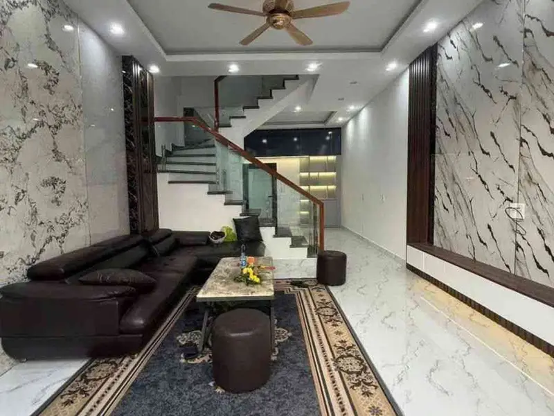 Nhà 4 tầng hiện đại ngay ngã 3 đắc địa, cơ hội kinh doanh đỉnh cao... Bán nhà riêng tại Hưng Đạo, Hải Phòng 01