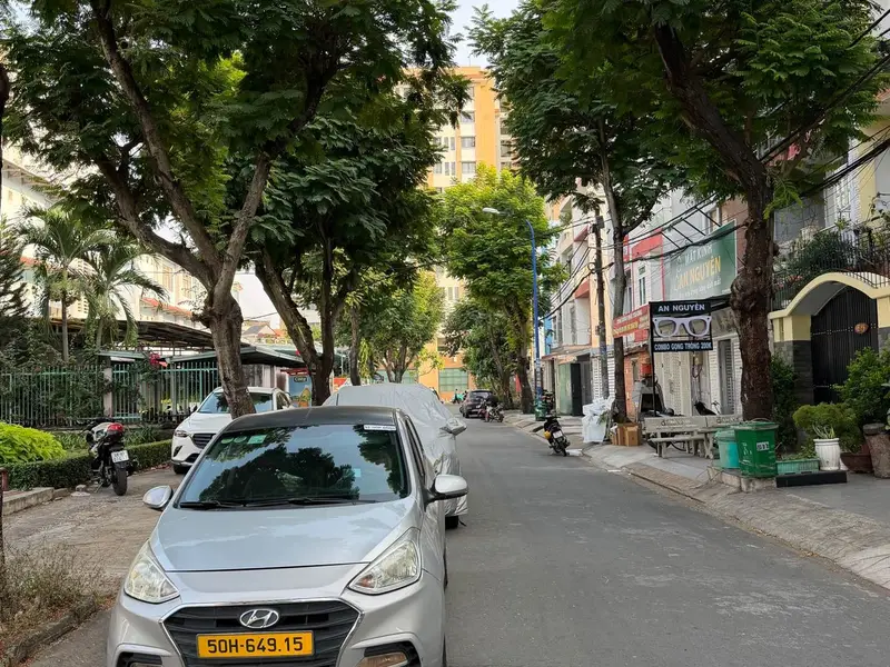 Bán nhà 4 tầng ngay gần khu 38ha, gần ga Metro Tham Lương, có công viên nội khu - hơn 80m2.... Bán nhà mặt phố tại Đông Hưng Thuận, Hồ Chí Minh 01
