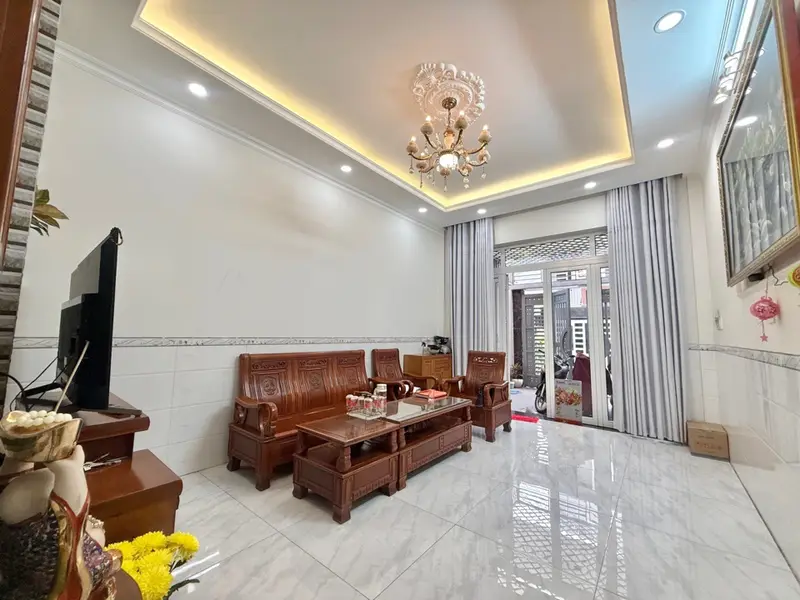Bán nhà bên sông Phạm Văn Đồng Thủ Đức ngay Gigamall, DT 4x18,5, 3 tầng ở ngay, HXH, chỉ 8,8 tỷ... Bán nhà riêng tại Hiệp Bình, Hồ Chí Minh 01
