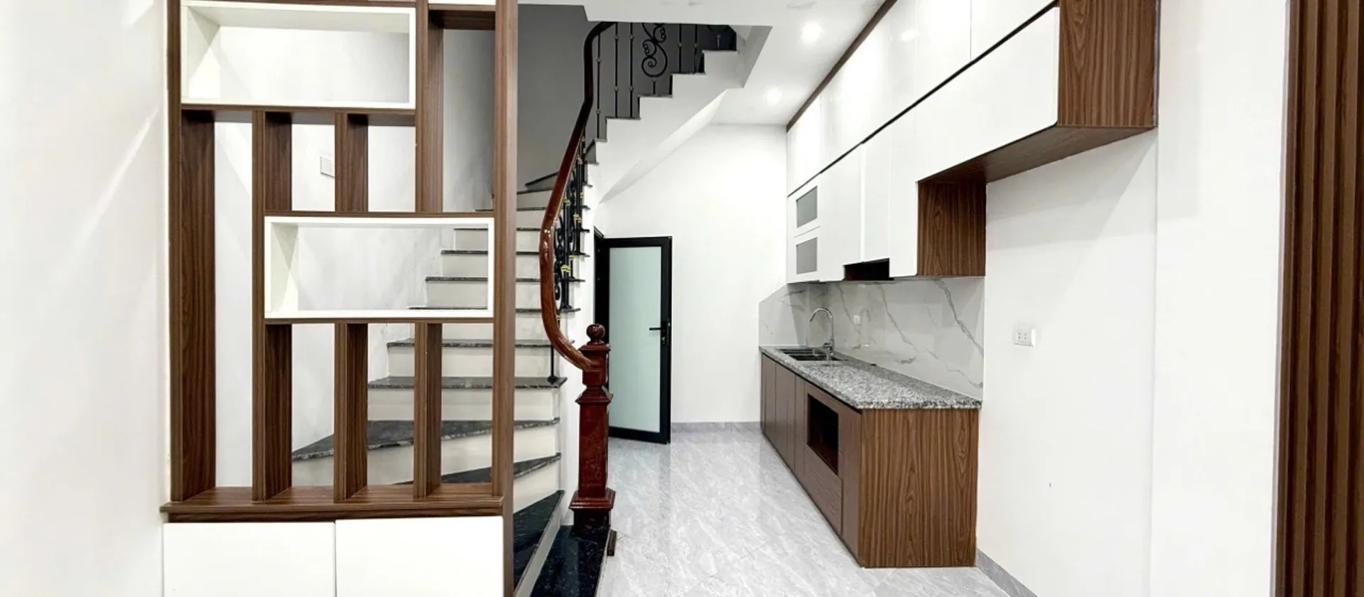 Bán nhà 5 tầng diện tích 30m² tại Thụy Phương, thiết kế hiện đại gần chợ và trường học... Bán nhà riêng tại Đông Ngạc, Hà Nội 01