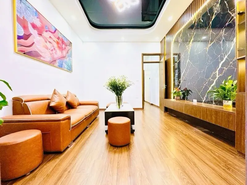 TRƯỜNG CHINH-MẶT NGÕ-Ô TÔ ĐỖ CỬA-KINH DOANH-LÔ GÓC 2 THOÁNG-DT 56m, NHỈNH 15 TỶ... Bán nhà riêng tại Kim Liên, Hà Nội 01