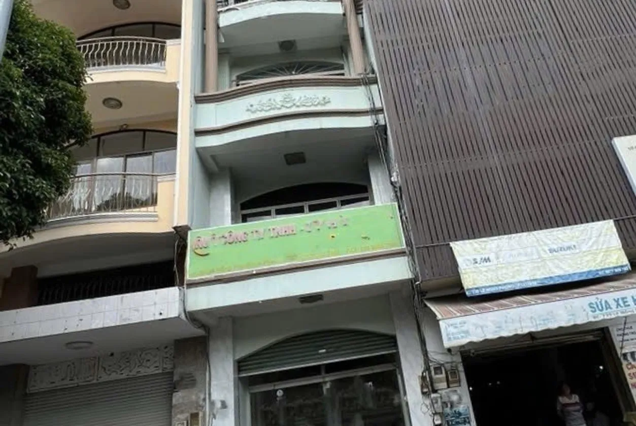Nhà mặt phố sầm uất Quận 10, cơ hội vàng cho kinh doanh... Bán nhà mặt phố tại Hòa Hưng, Hồ Chí Minh 01