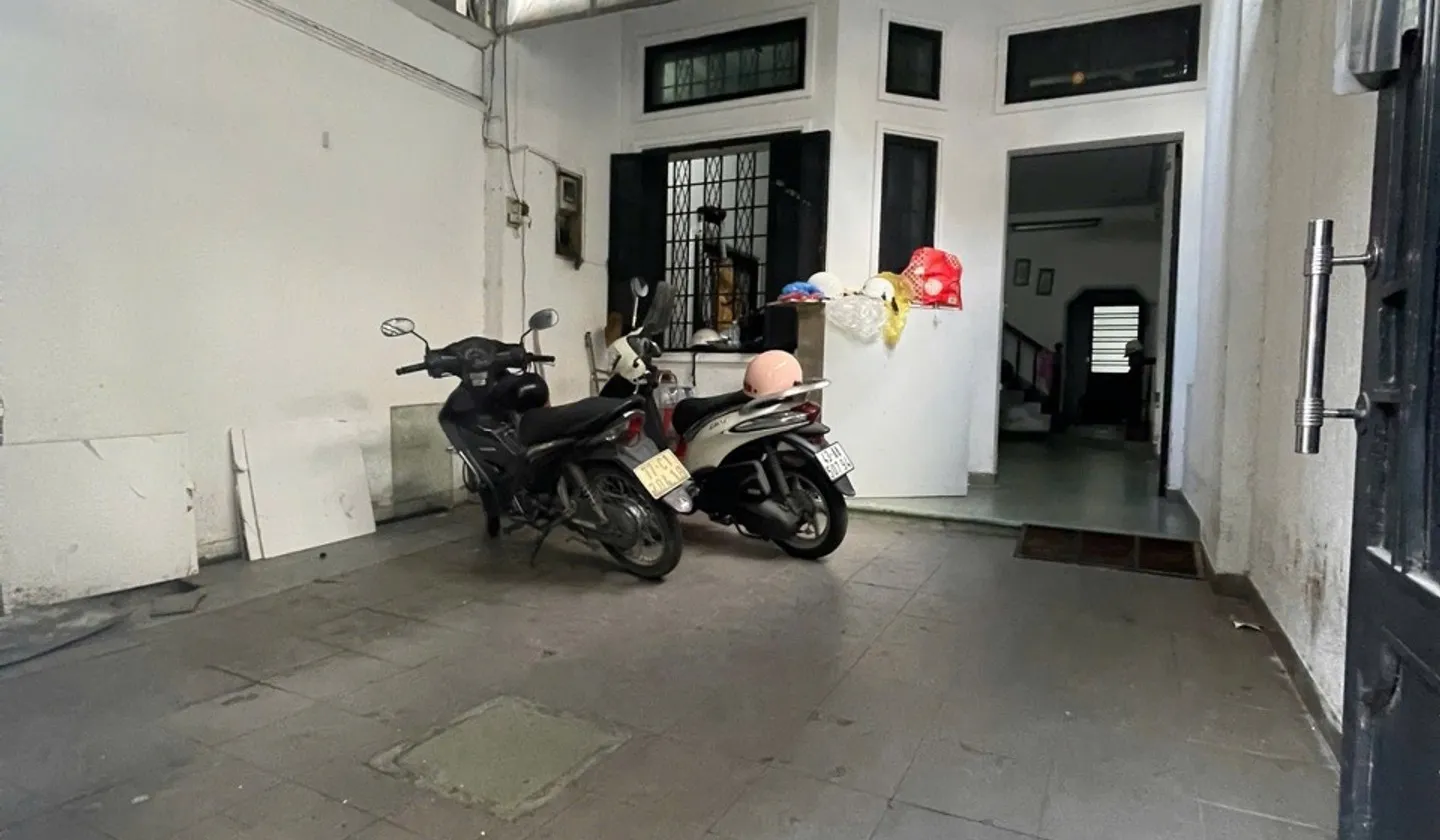 Nhà riêng 4 tầng ,tại Lê Quang Định , rộng rãi tại phường Gia Định, Hồ Chí Minh... Bán nhà riêng tại Gia Định, Hồ Chí Minh 01