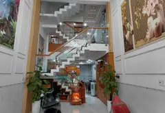 Nhà 5 tầng hiện đại, xe hơi vào tận nhà, giá thơm ở Bình Tân... Bán nhà riêng tại Bình Hưng Hòa, Hồ Chí Minh 01