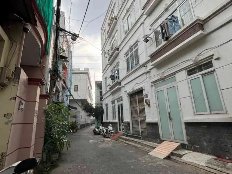 NHÀ 2 MẶT THOÁNG ÂU CƠ - CÁCH SÂN BAY 10 PHÚT - ĐƯỜNG XE HƠI - LẠC LONG QUÂN... Bán nhà riêng tại Bảy Hiền, Hồ Chí Minh 01