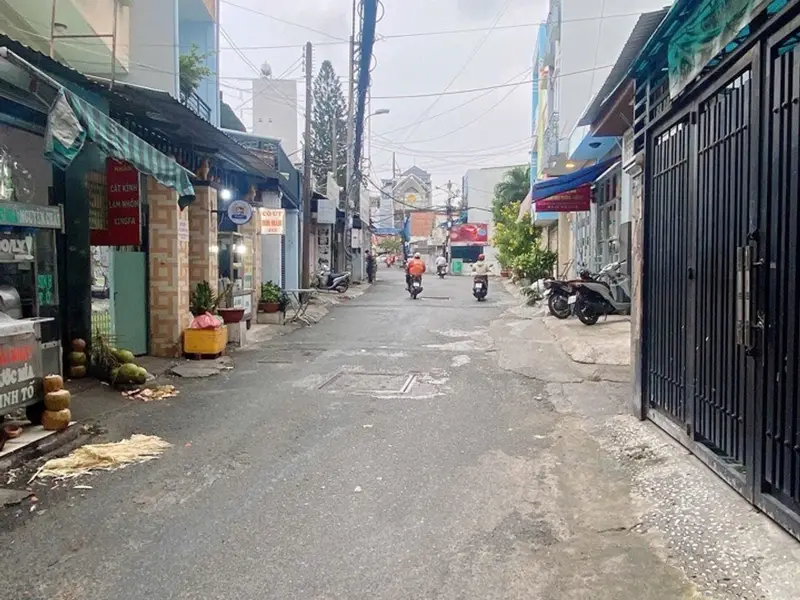 💥💥NỞ Hậu - HẺM Xe Tải
🏡85m² x 3PN
📍Phan Văn Trị, Bình Thạnh
Liên hệ:0332/509/524/N... Bán nhà riêng tại Bình Lợi Trung, Hồ Chí Minh 01