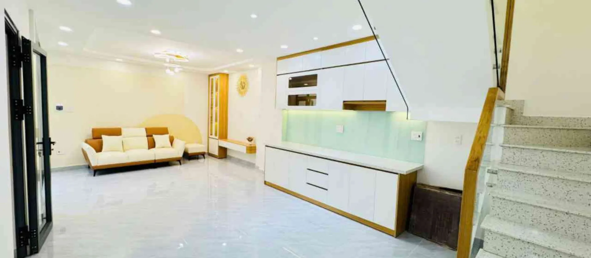 Nhà mới 2 Tầng Văn Cao Tân Phú, full nội thất, 56m2 chỉ hơn 5 tỷ chút.

- 6.5x9, trệt lầu, nhà mới... Bán nhà riêng tại Phú Thọ Hòa, Hồ Chí Minh 01
