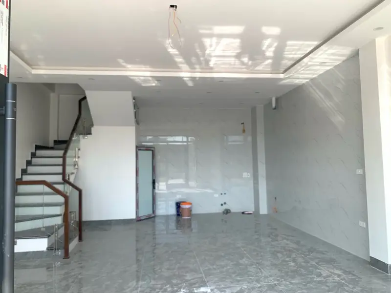 Nhà 3 Tầng Phong Cách Hiện Đại Tại Phường Cao Xanh... Bán nhà riêng tại Cao Xanh, Quảng Ninh 01