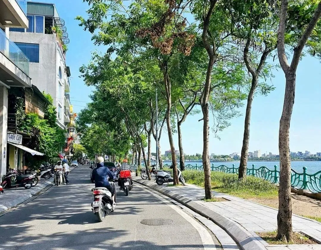 Bán nhà mặt phố Nhật Chiêu, 5 tầng, view Hồ Tây, kinh doanh tốt... Bán nhà mặt phố tại Tây Hồ, Hà Nội 01