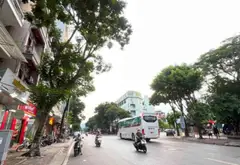Bán nhà mặt phố Trần Quốc Hoàn, Cầu Giấy, mặt tiền 8,2m, quỹ đất trung tâm... Bán nhà mặt phố tại Cầu Giấy, Hà Nội 01