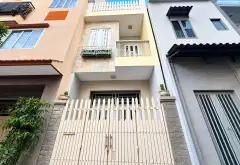 Nhà 3 tầng xinh xắn ngay trung tâm Phú Nhuận... Bán nhà riêng tại Cầu Kiệu, Hồ Chí Minh 01