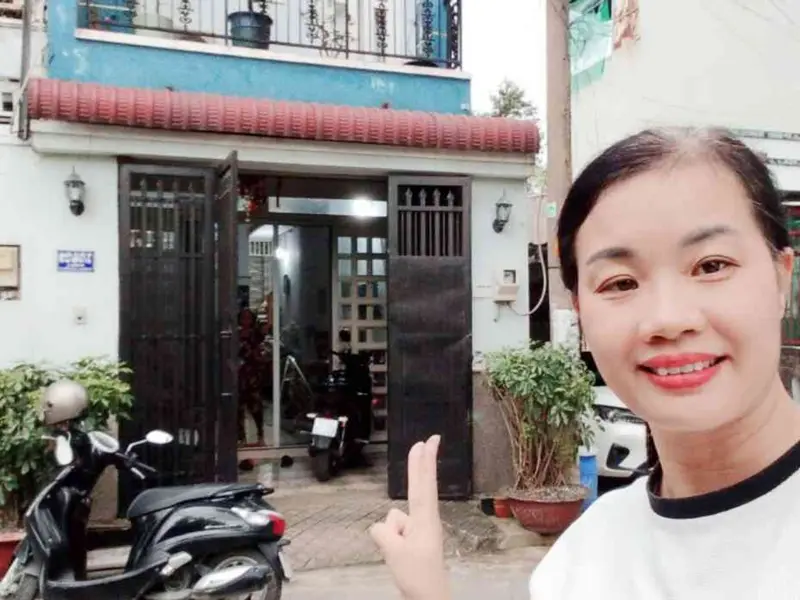 NHÀ 4Tấm kết cấu chắc chắn còn mới.
Dt 51.3m2 (4*13). vuông vức .... Bán nhà riêng tại Long Trường, Hồ Chí Minh 01