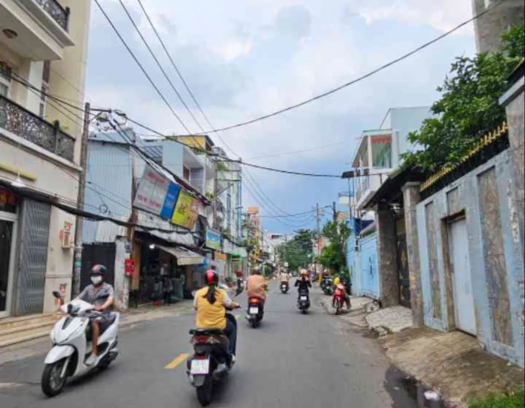 Nhà mặt phố kinh doanh đắc địa ngay ngã tư Âu Cơ - Lạc Long Quân... Bán nhà mặt phố tại Tân Phú, Hồ Chí Minh 01