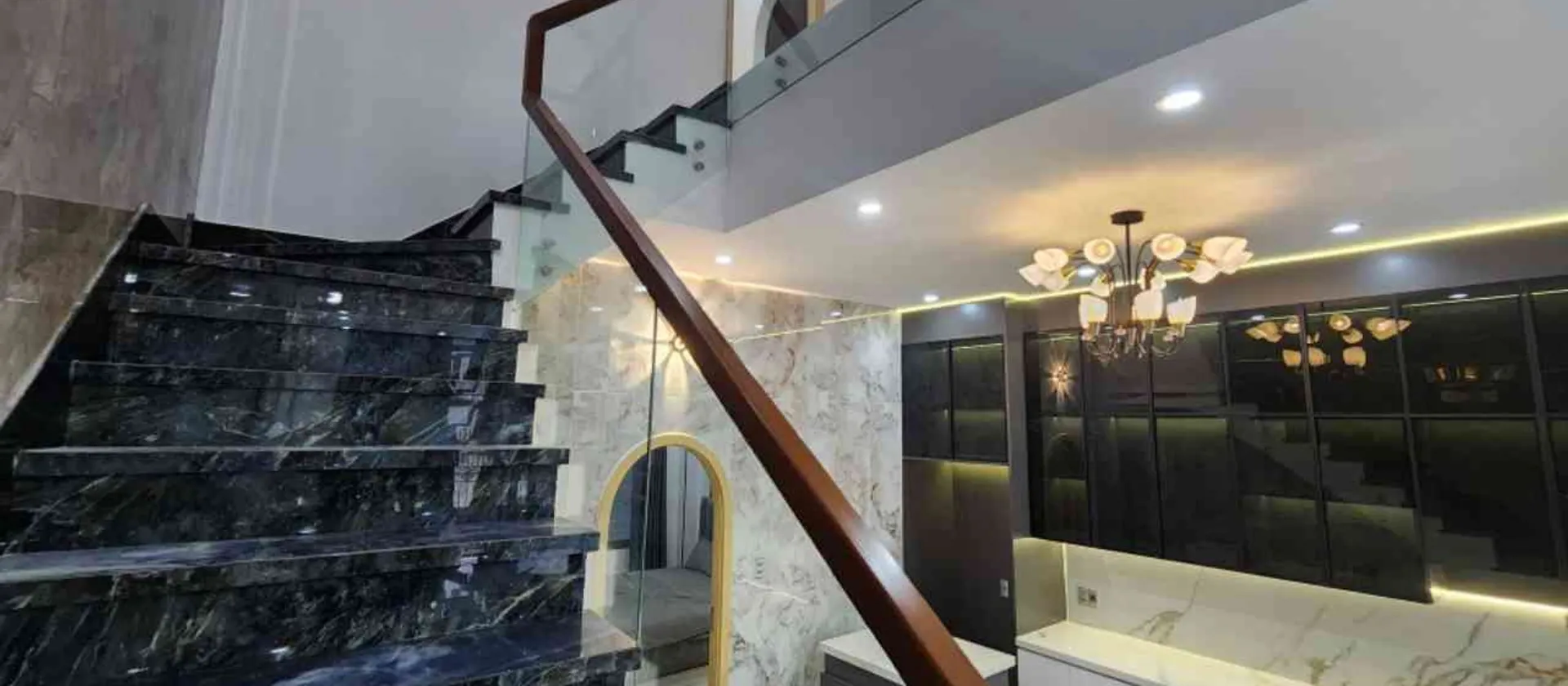 💥 BIỆT THƯ MINI 3 TẦNG – FULL NỘI THẤT CAO CẤP –chỉ HƠN 6 TỶ -HOÀ XUÂN- ĐÀ NẴNG... Bán nhà mặt phố tại Hòa Xuân, Đà Nẵng 01