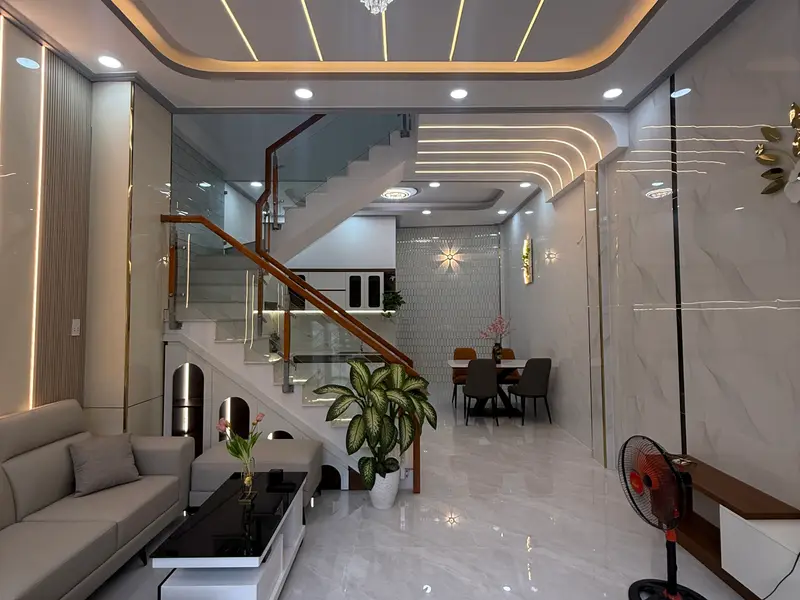 Nhà siêu siêm hiếm tại Bùi Tư Toàn-Bình tân
Mua ngay kẻo lỡ... Bán nhà riêng tại An Lạc, Hồ Chí Minh 01