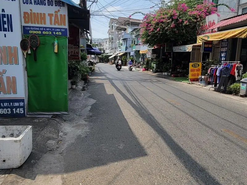 Nhà 2 mặt tiền Linh Tây, 4 tầng, 4 phòng ngủ, giá 8,8 tỷ... Bán nhà mặt phố tại Linh Xuân, Hồ Chí Minh 01