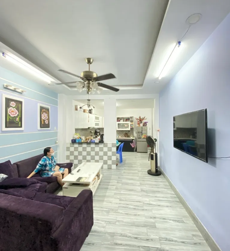 Bán nhà riêng 3 tầng 6 phòng ngủ Phường Hạnh Thông, Hồ Chí Minh, giá 8.8 tỷ... Bán nhà riêng tại Hạnh Thông, Hồ Chí Minh 01