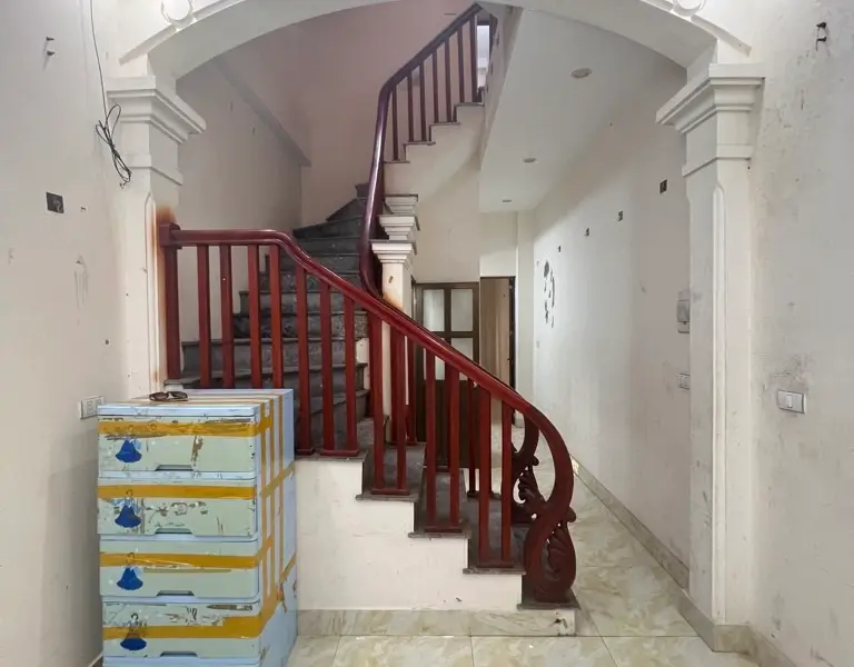 Nhà 3 tầng trung tâm Từ Sơn giá 5 tỷ, ô tô đỗ cửa, 5 phòng ngủ rộng rãi... Bán nhà riêng tại Chi Lăng, Bắc Ninh 01