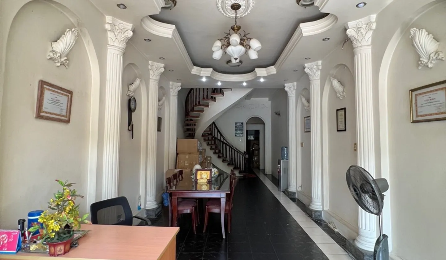 Nhà phố Lê Hồng Phong - Sống sang, kinh doanh đỉnh... Bán nhà mặt phố tại Hòa Hưng, Hồ Chí Minh 01