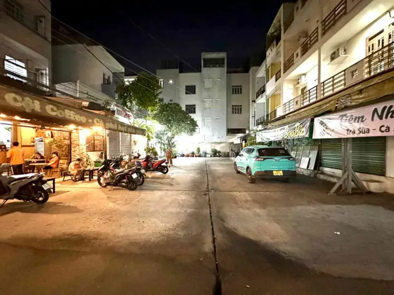 Bán nhà mặt phố lô góc 2 mặt tiền, 4 tầng, diện tích 52.5m² tại Bình Trị Đông... Bán nhà mặt phố tại Bình Trị Đông, Hồ Chí Minh 01